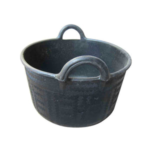 30L Feed Tub Rubber Trough Horse Equine sheep Stock Water Drinker Farm Bucket