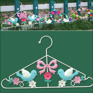 Metal Painting Clothes Hanger